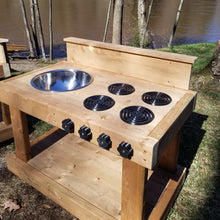 Charger l'image dans la galerie, Cuisinière extérieure (Mud Kitchen)