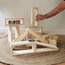 Charger l'image dans la galerie, Blocs creux géants