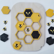 Charger l'image dans la galerie, Plateau Alvéoles - Plateau sensoriel en bois
